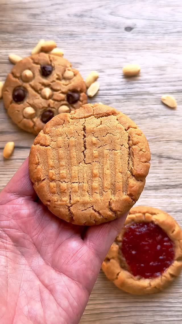 Pick your peanut butter cookie! 🍪

🥜 Criss-cross
🍓 Jam thumbprint
🍫 Chocolate + PB chips
👉 Comment RECIPE

NEW RECIPE! No special egg replacers!