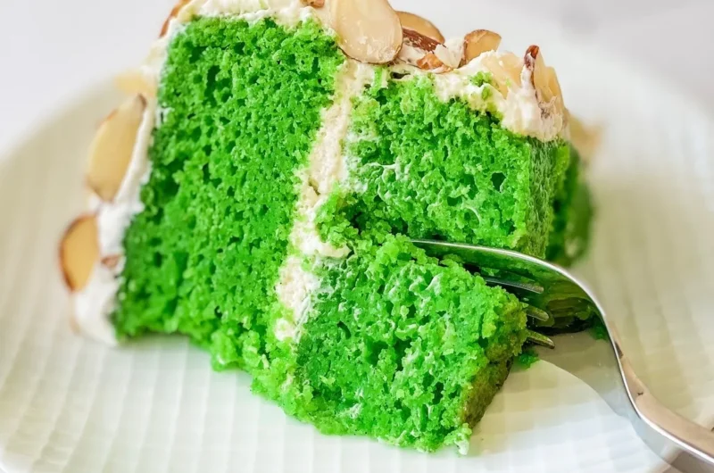 Vegan Pandan Cake