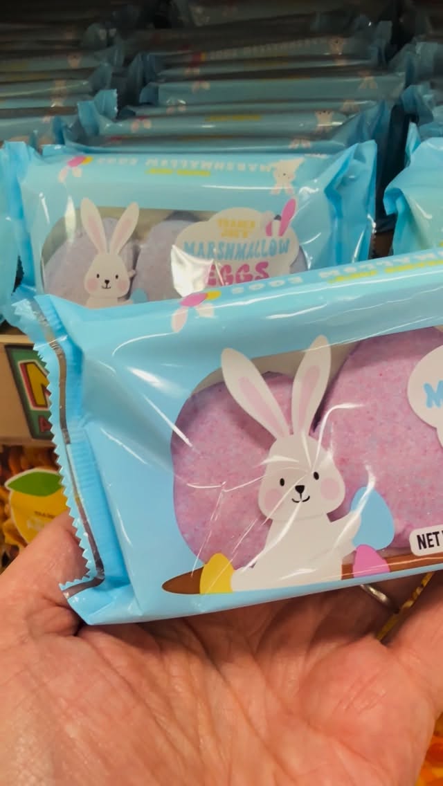 Take a peep at these! 🐣 

Now at Trader Joe’s and no gelatin like I called it! 🎉