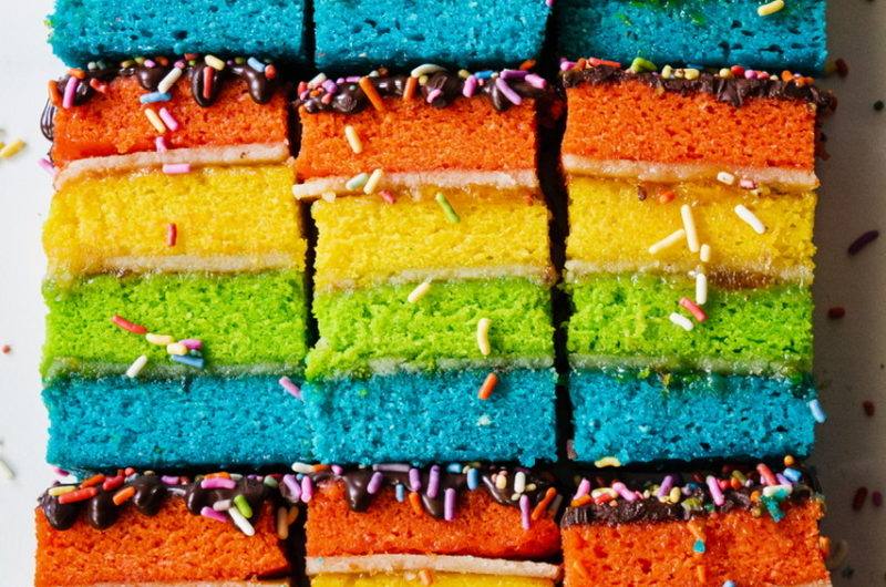 Vegan Rainbow Cookie Cakes