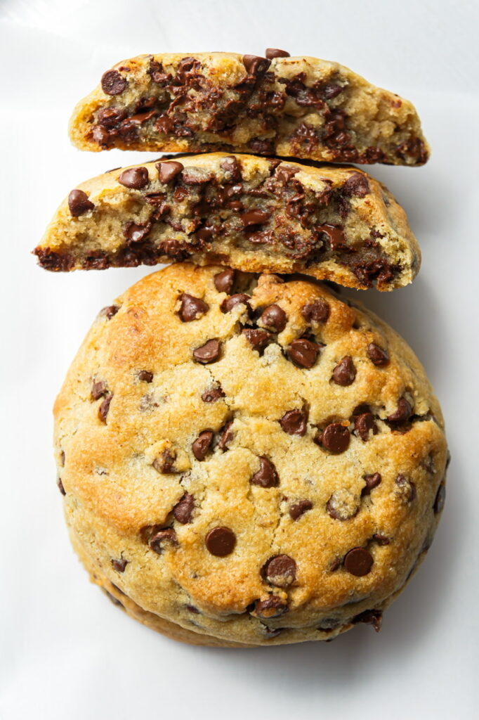 Levain Bakery-Style Super-Thick Chocolate Chip Cookies Recipe