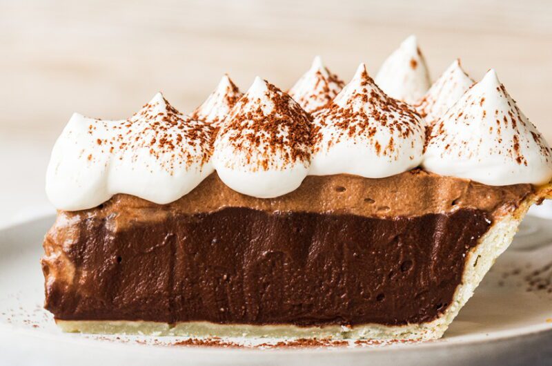 The Best Vegan Chocolate Cream Pie