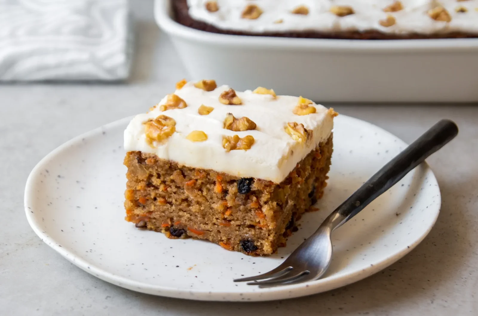 Easy Vegan Carrot Cake