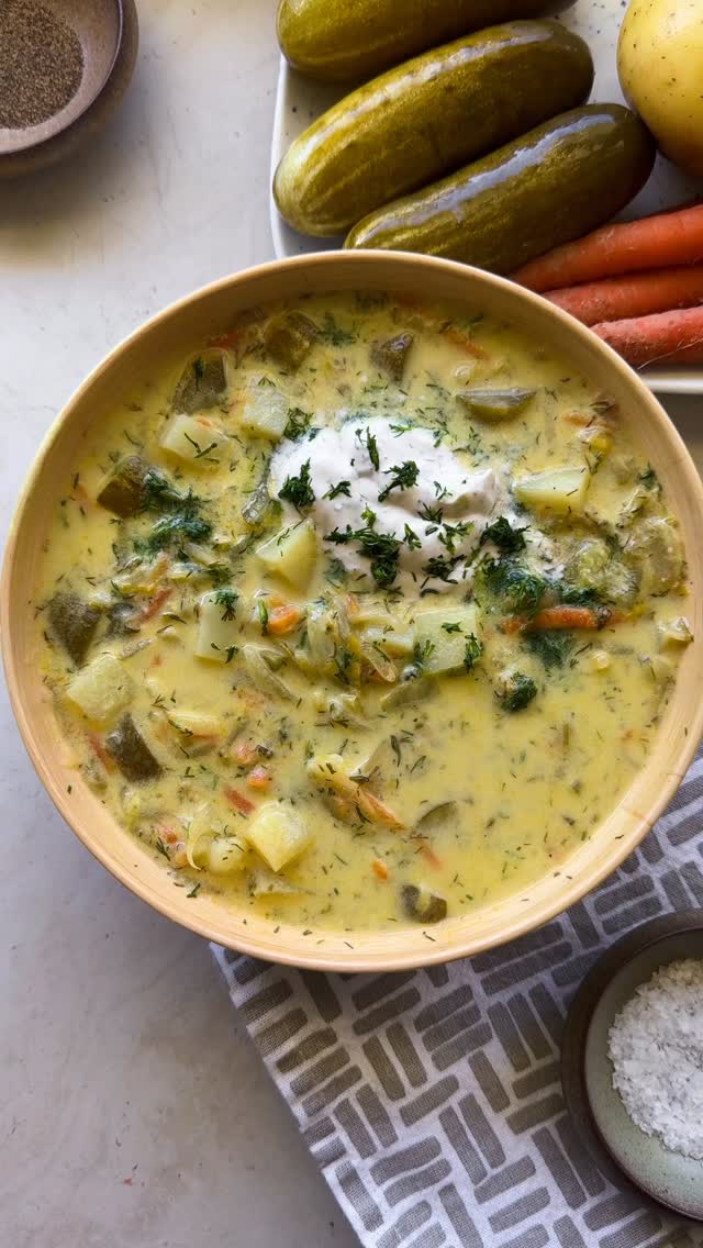 It’s soup season and this one is for the pickle lovers! 🥒✨

My creamy vegan Polish dill pickle soup is cozy, tangy, and packed with bold fermented pickle flavor in every spoonful.
Sound strange? Maybe, but it tastes incredible.🥣

💬 Comment RECIPE and I’ll send it to you!