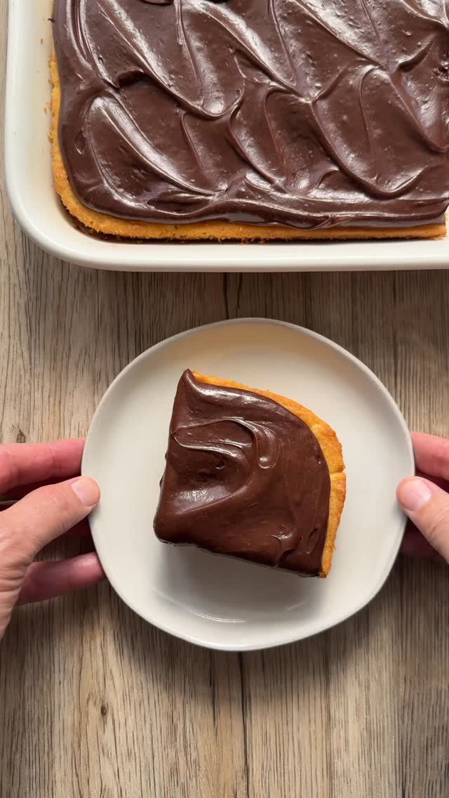 Search “better cake” at bigboxvegan.com! 🍰✨