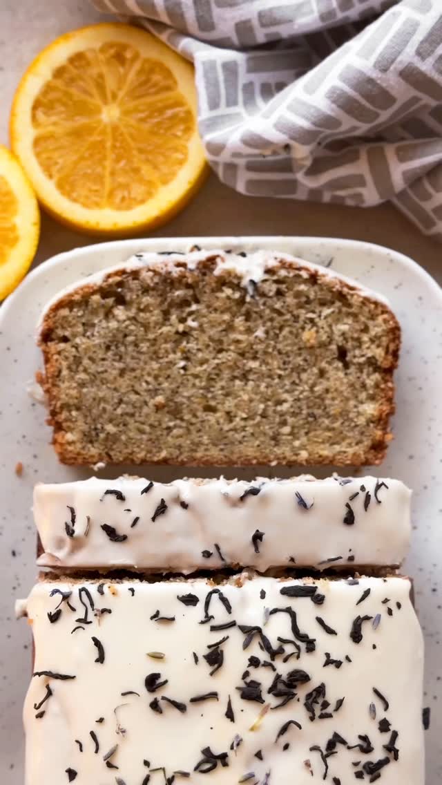 London fog, but make it cake! ☕️🍊🫖

Earl Grey + Orange = soft and cozy.

Comment “RECIPE”!