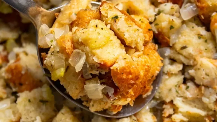 Image for Classic Vegan Plain Bread Stuffing