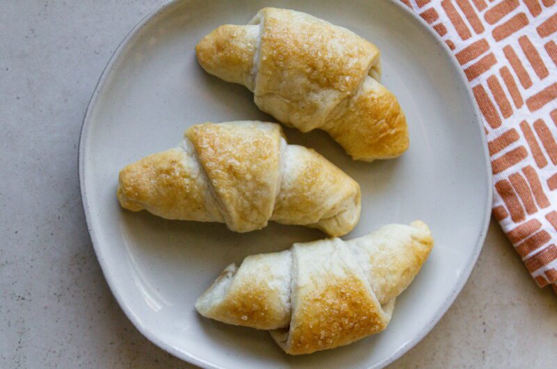 Easy Vegan Almond Crescents