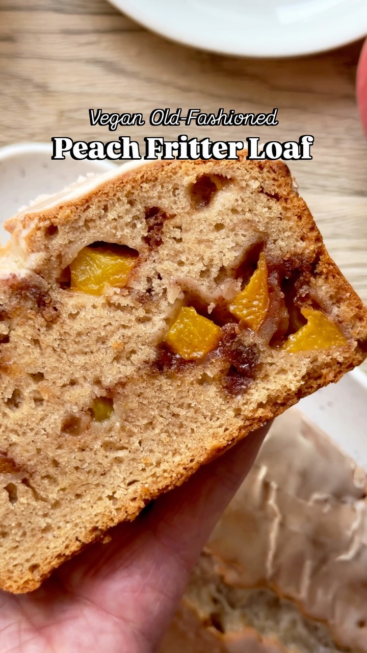 NEW RECIPE for peach fritter loaf cake at bigboxvegan.com! 🍑✨