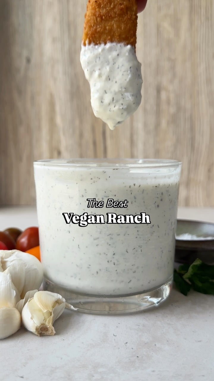 The BEST vegan ranch! 🥣

Comment RECIPE!